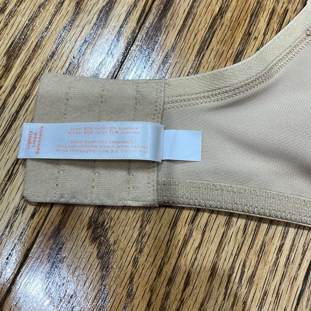 Cacique Women's Tan Bra size 38 DD - Picture 8 of 8